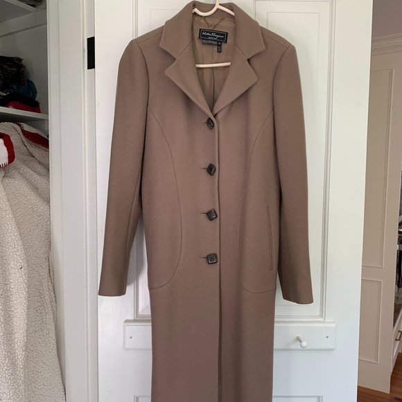 SALVATORE FERRAGAMO OATMEAL COAT SIZE 46 (XL) - Picture 3 of 11